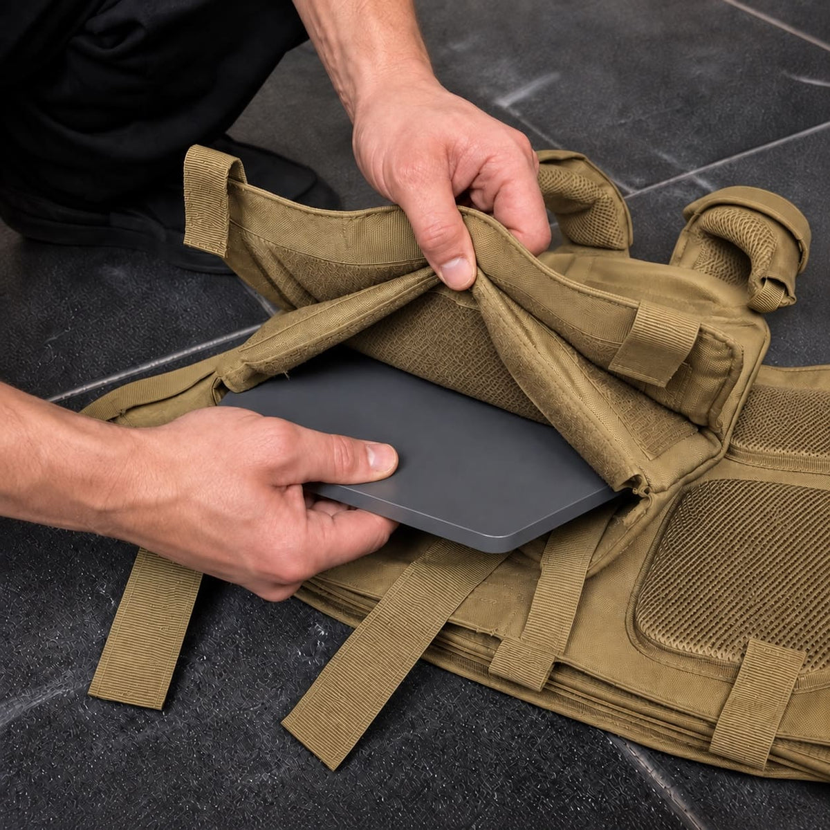 Gilet Lesté avec Plaques Tan